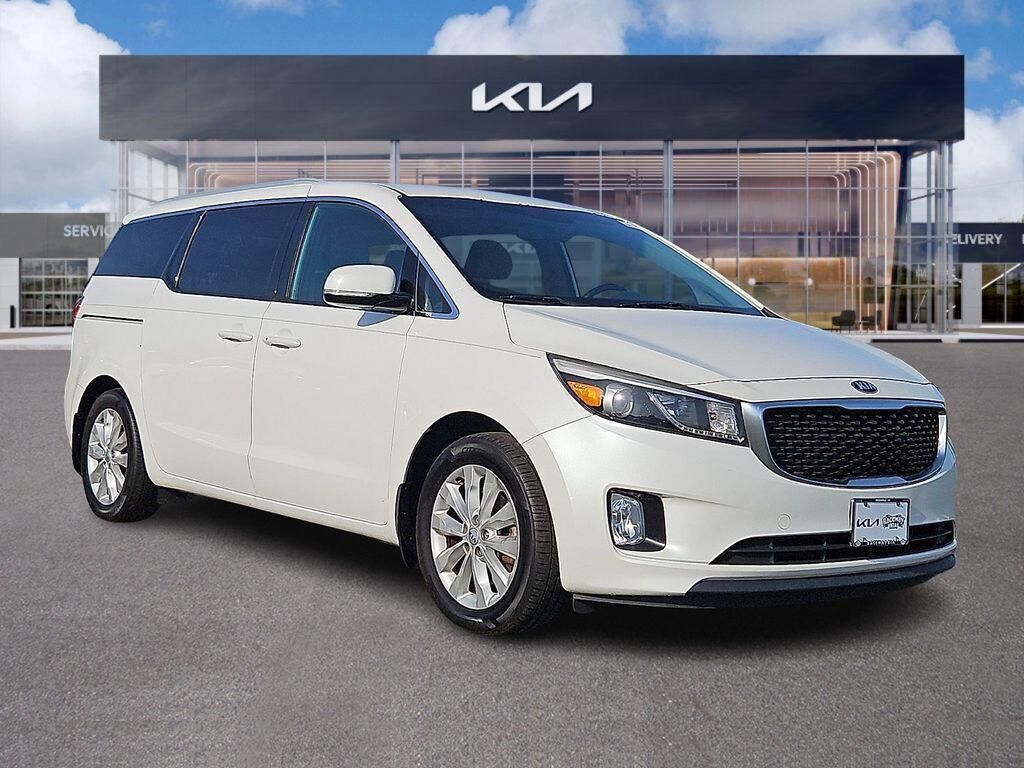 2015 KIA Sedona