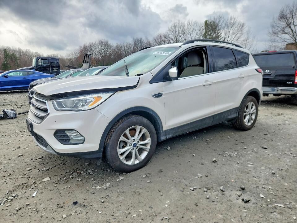 2017 FORD Escape