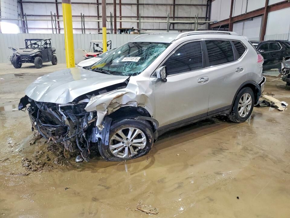 2015 NISSAN Rogue