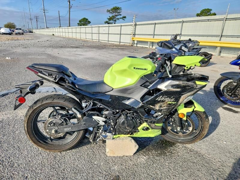 2026 KAWASAKI Ninja