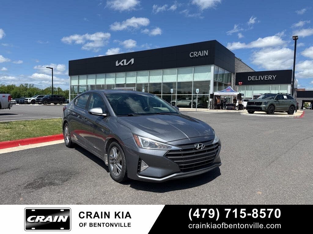 2019 HYUNDAI Elantra