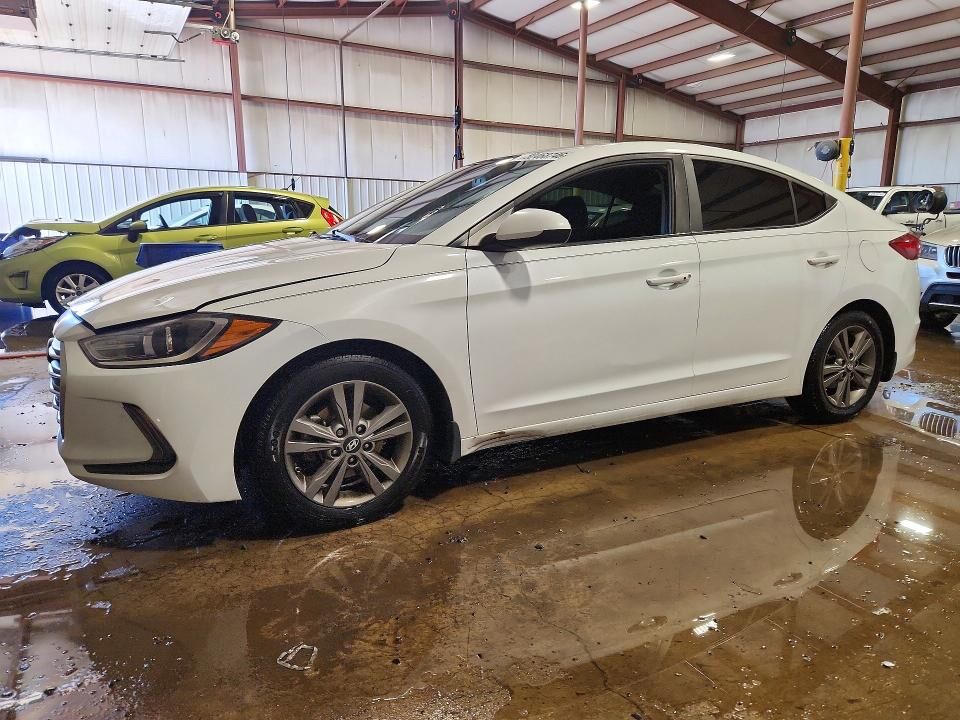 2018 HYUNDAI Elantra