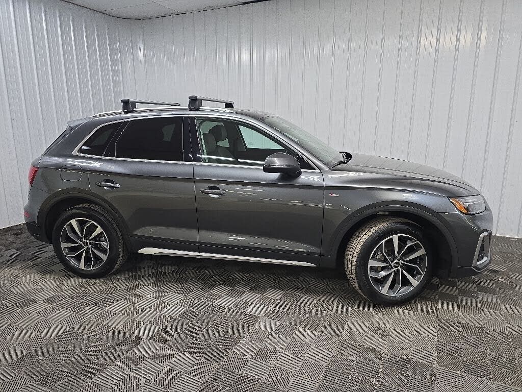2022 AUDI Q5