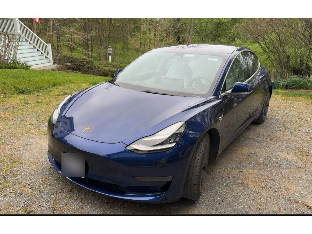 2020 TESLA Model 3
