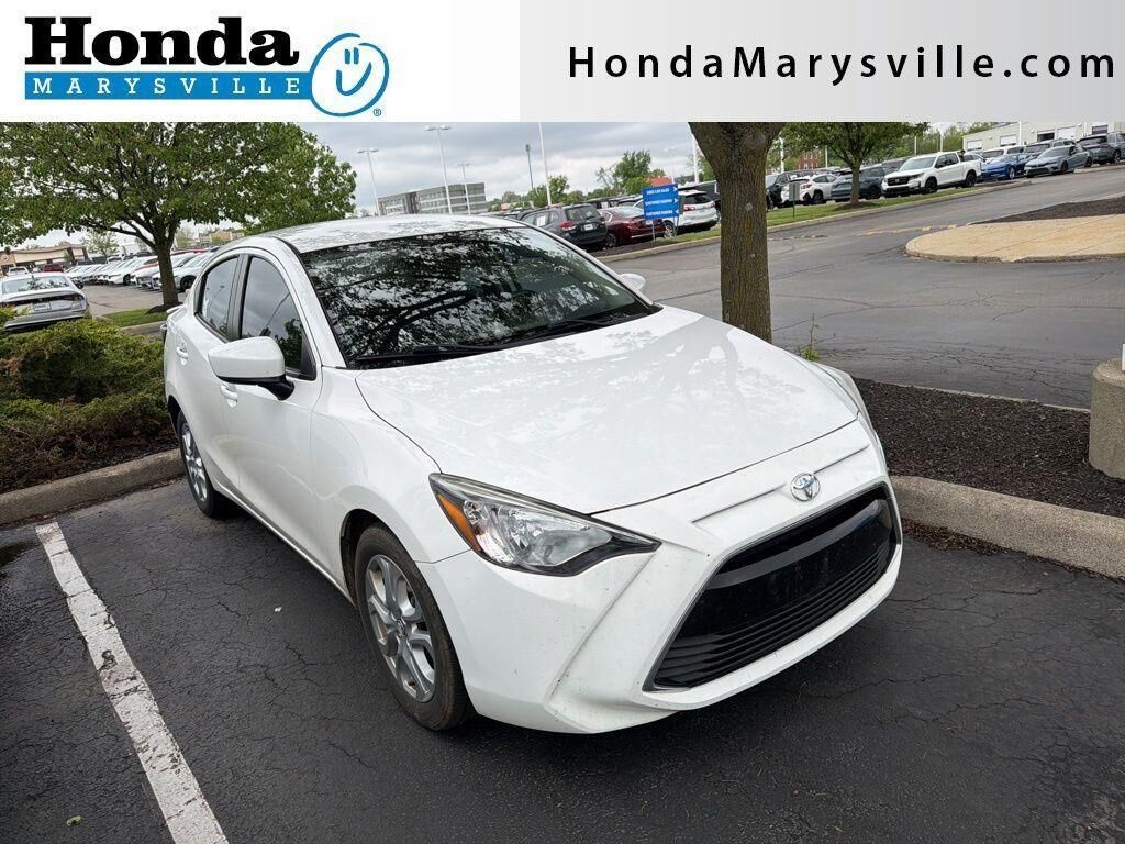 2017 TOYOTA Yaris