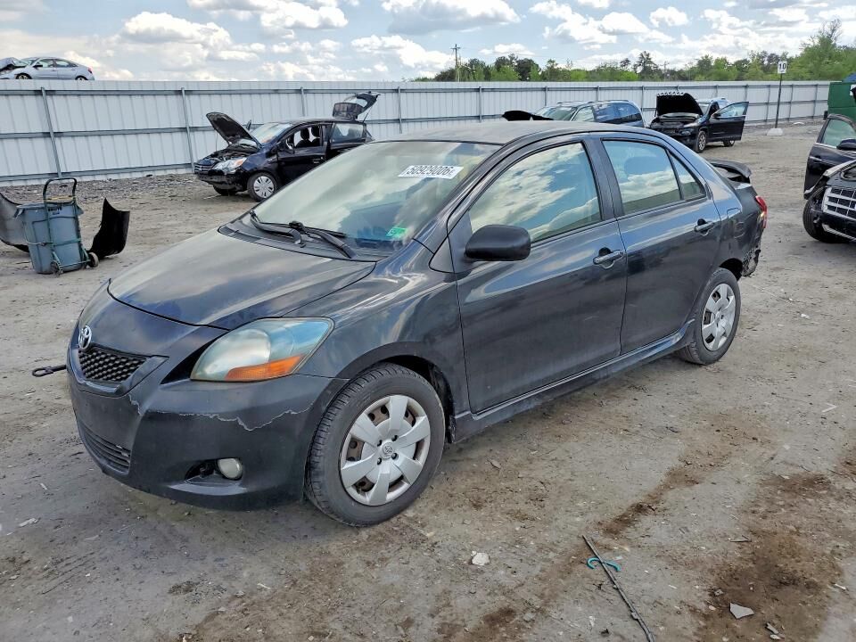 2009 TOYOTA Yaris