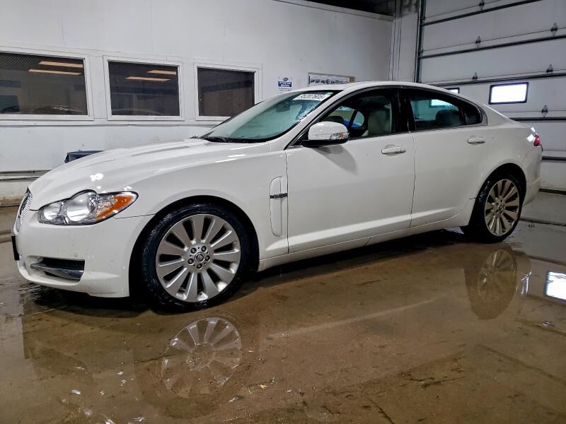 2009 JAGUAR XF
