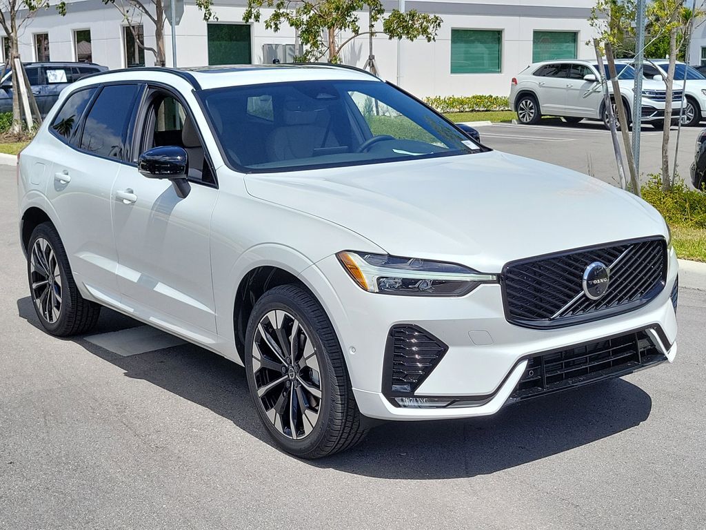 2026 VOLVO XC60