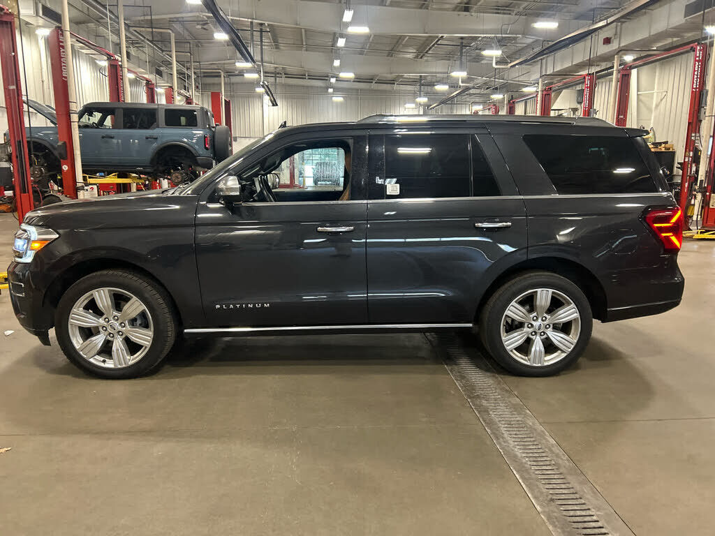 2023 FORD Expedition