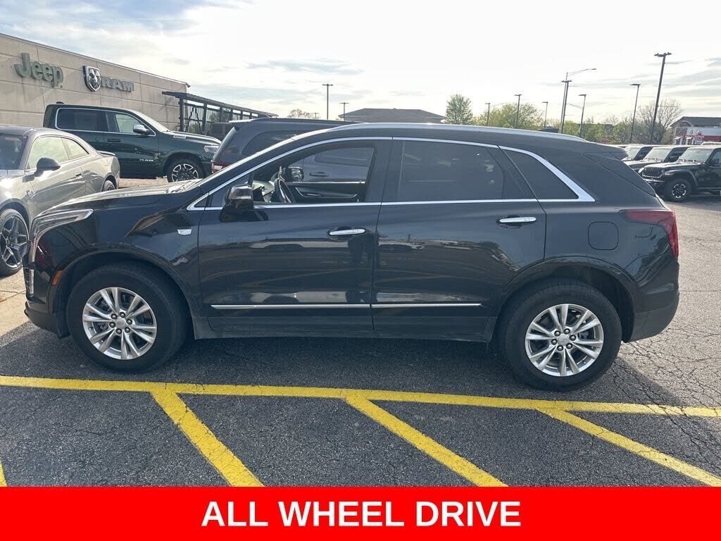 2023 CADILLAC XT5
