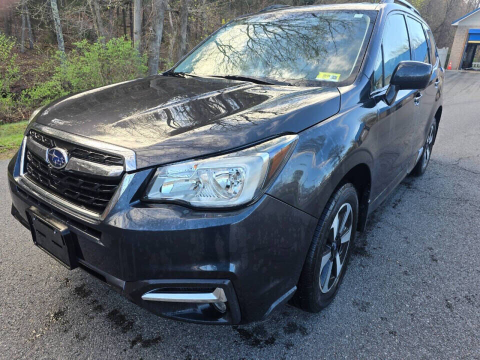 2017 SUBARU Forester