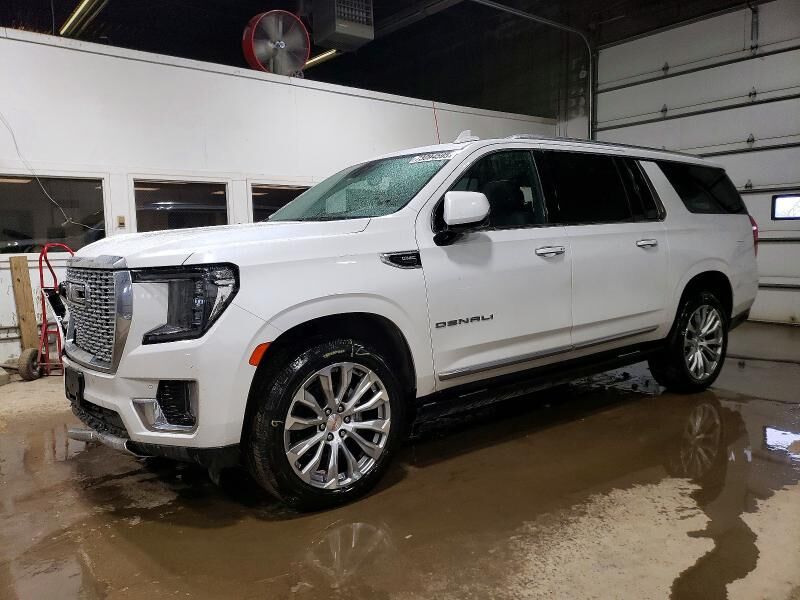 2022 GMC Yukon XL