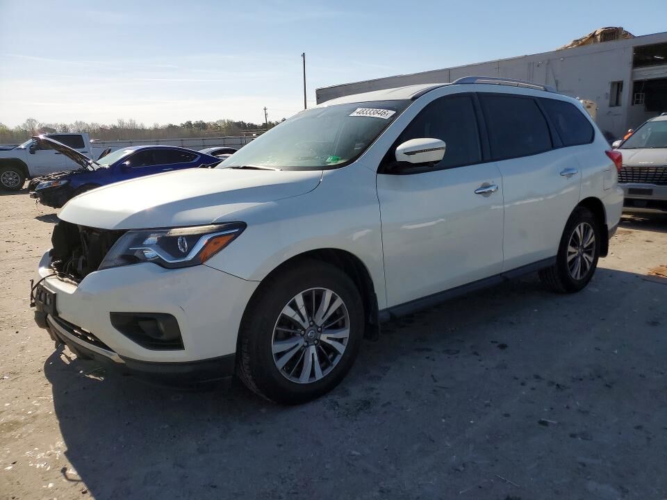 2017 NISSAN Pathfinder