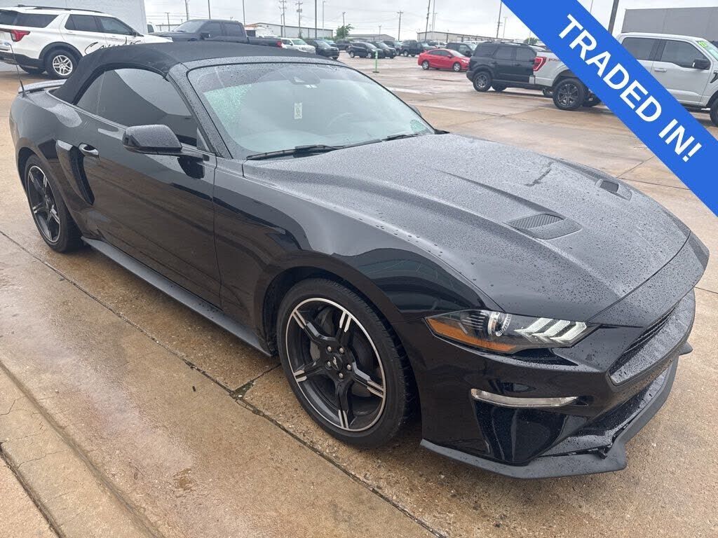 2019 FORD Mustang