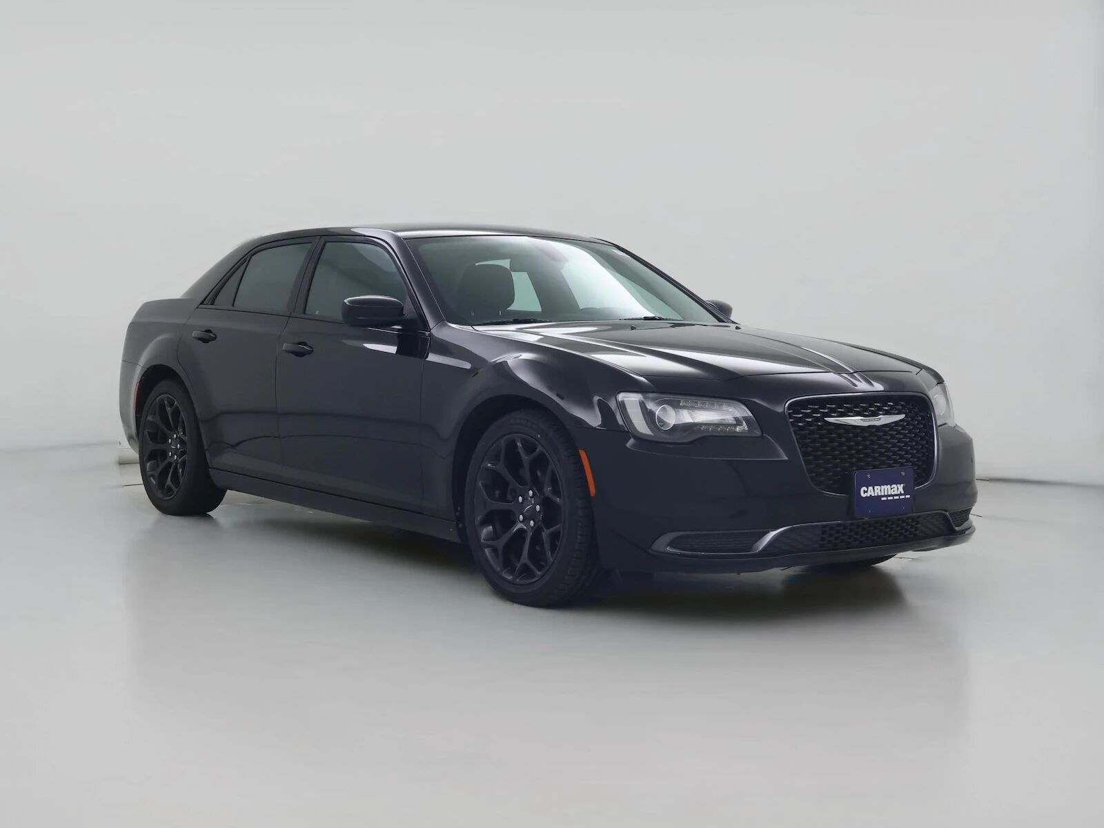 2019 CHRYSLER 300