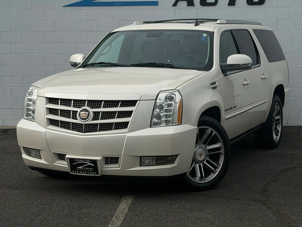 2014 CADILLAC Escalade
