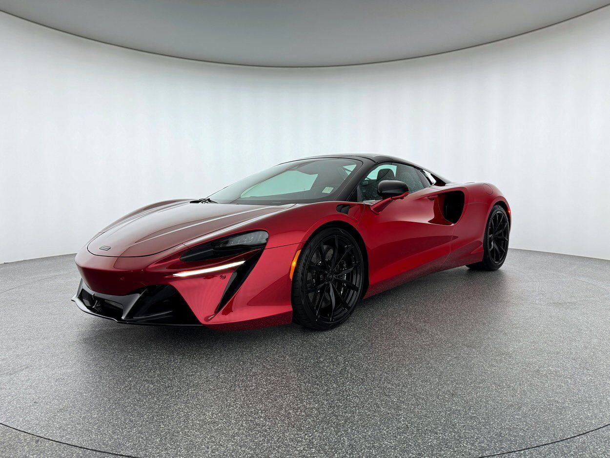 2025 MCLAREN ARTURA