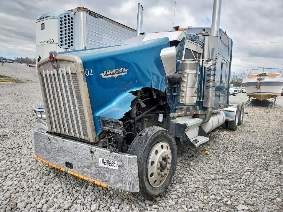 2004 KENWORTH W900