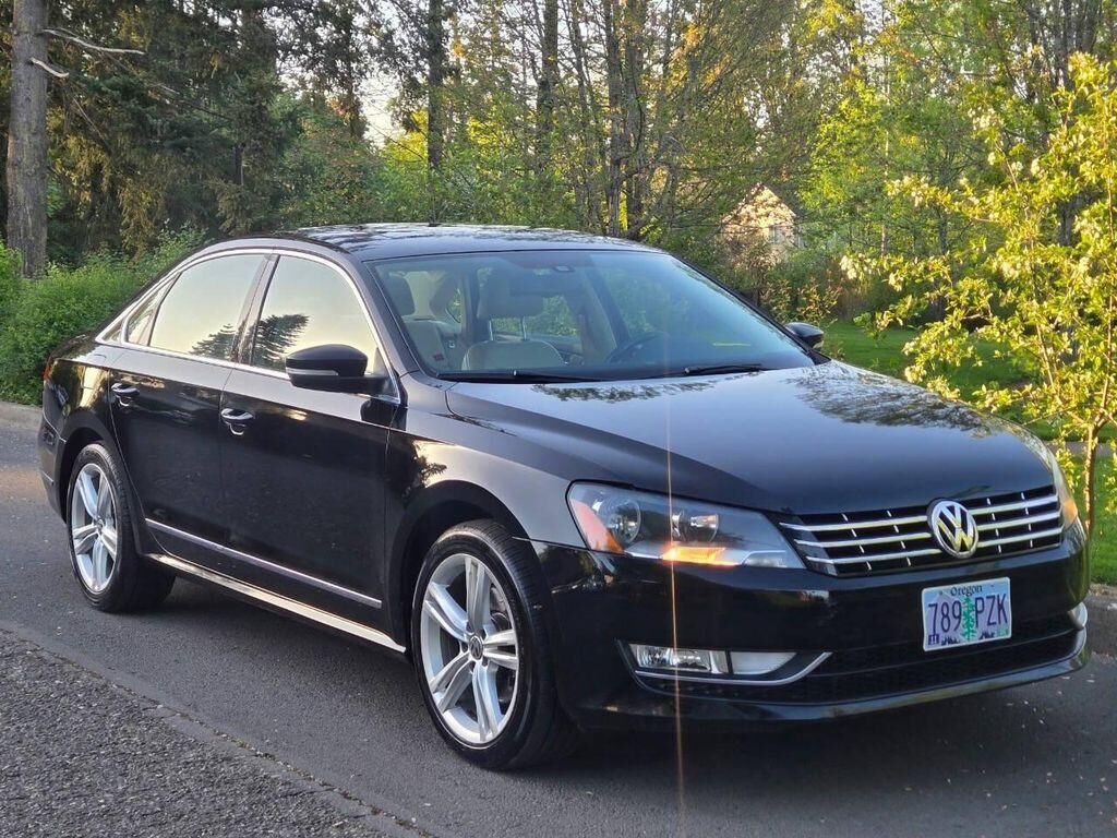 2014 VOLKSWAGEN Passat