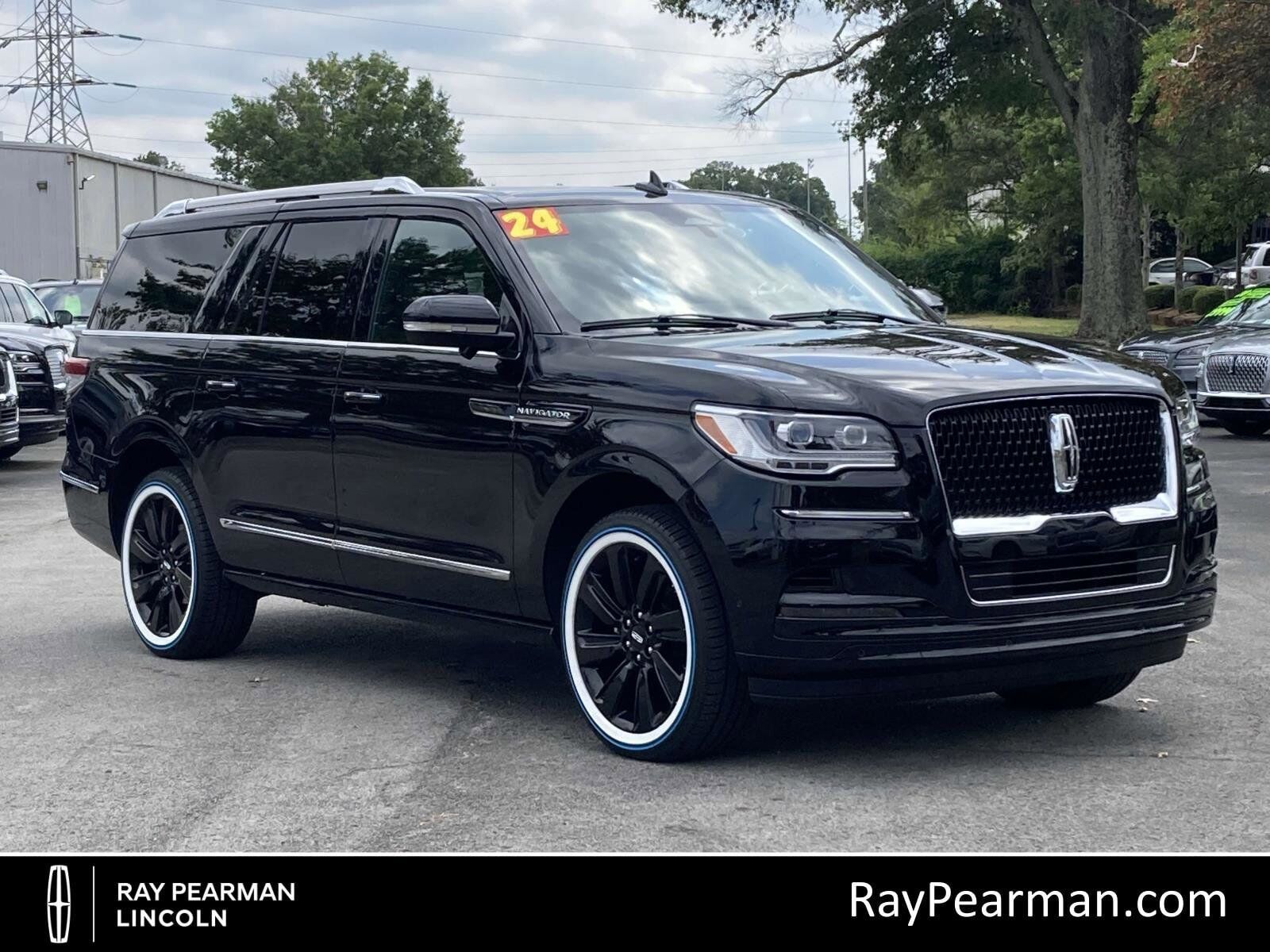 2024 LINCOLN Navigator L