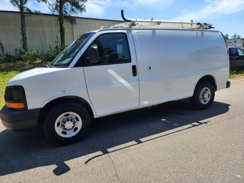 2013 CHEVROLET Express