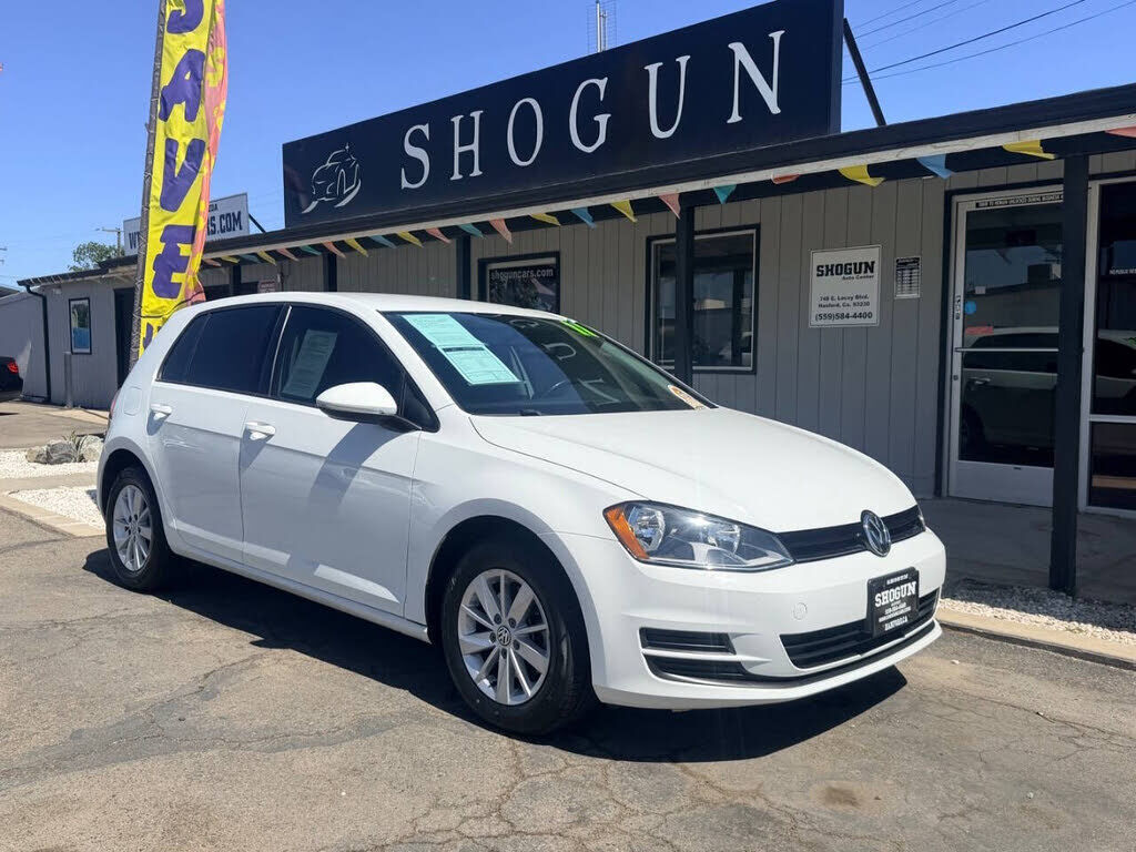 2017 VOLKSWAGEN Golf