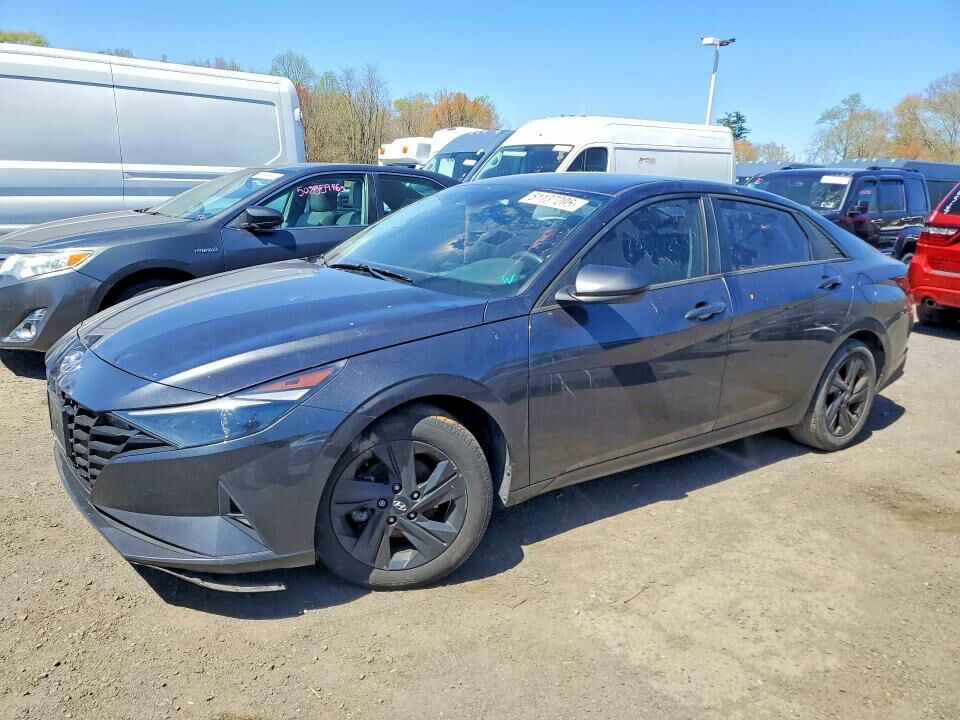 2021 HYUNDAI Elantra