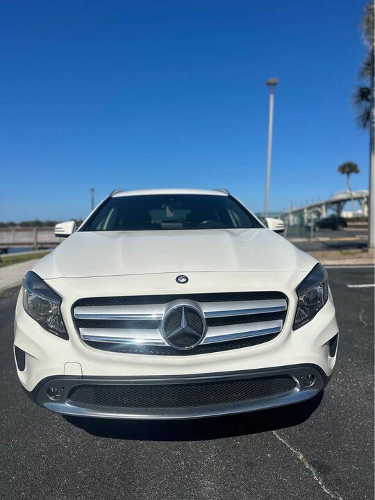 2017 MERCEDES-BENZ GLA-Class