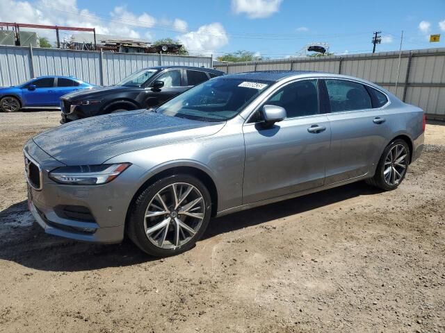 2018 VOLVO S90