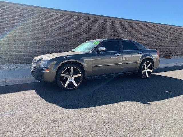 2010 CHRYSLER 300