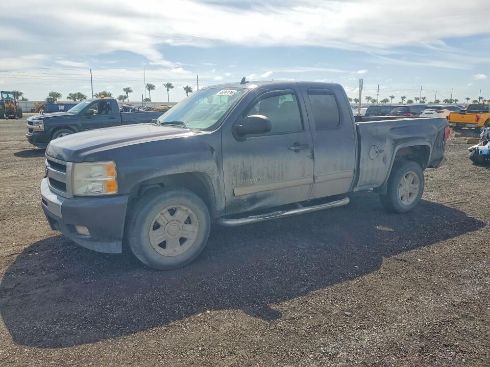 2011 CHEVROLET Silverado