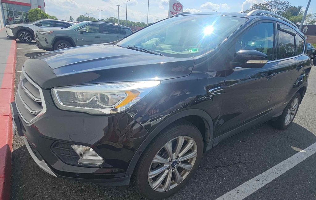 2017 FORD Escape