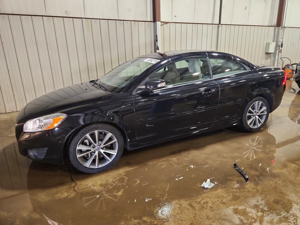 2012 VOLVO C70 / C30