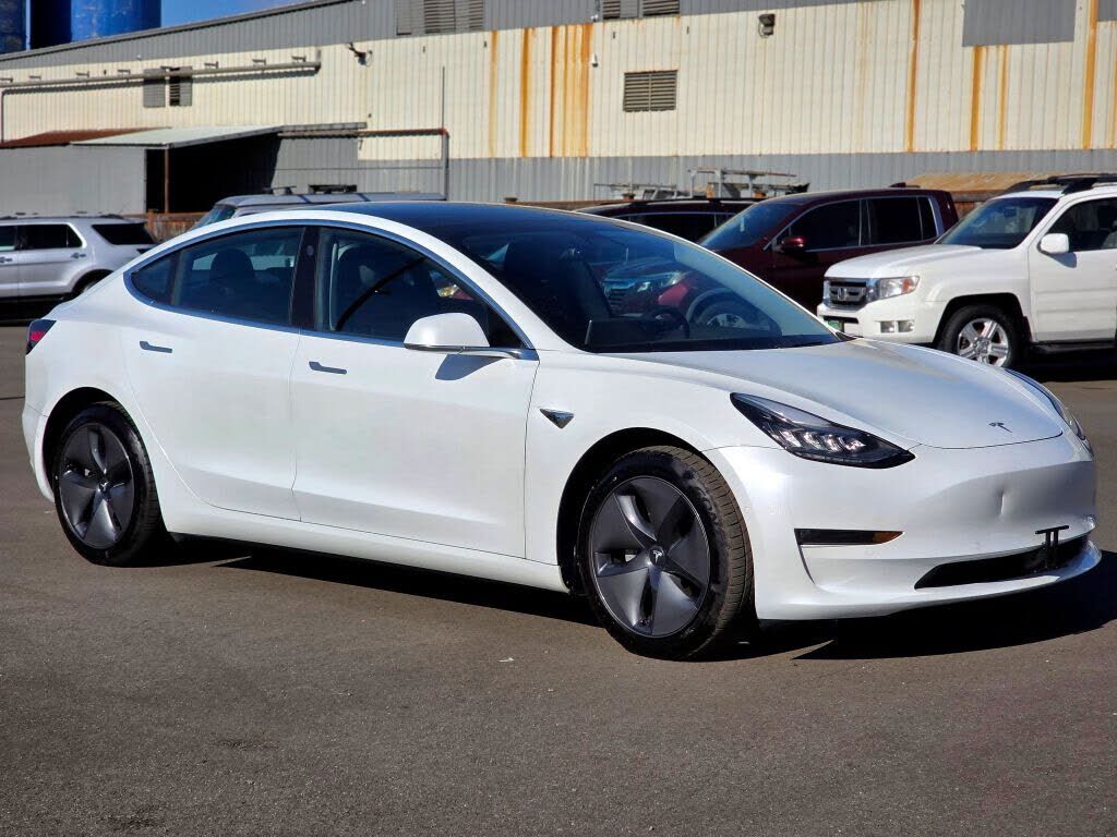 2019 TESLA Model 3