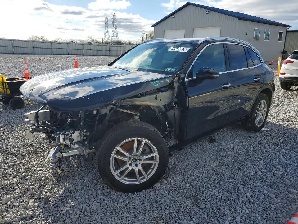 2025 MERCEDES-BENZ GLC-Class