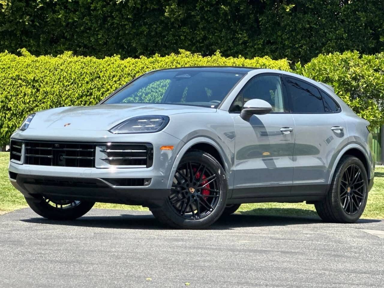 2026 PORSCHE Cayenne