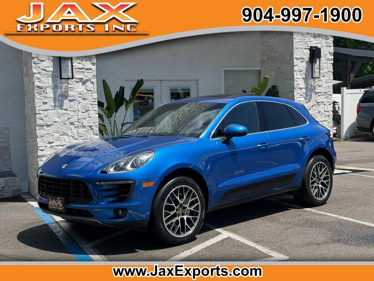2015 PORSCHE Macan