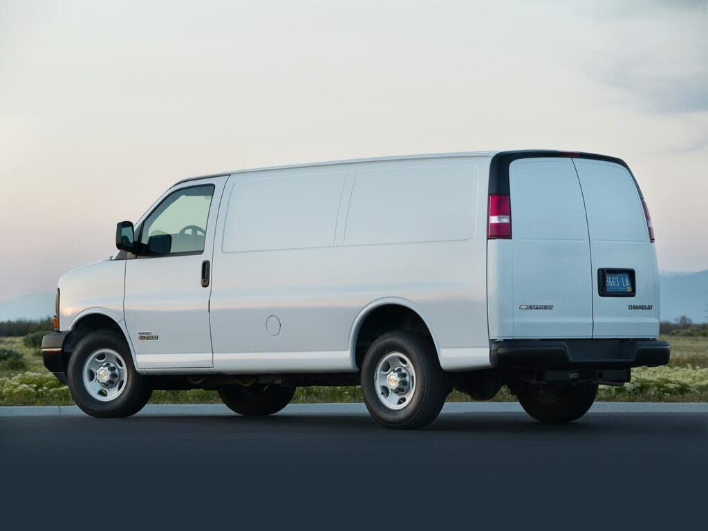 2017 CHEVROLET Express