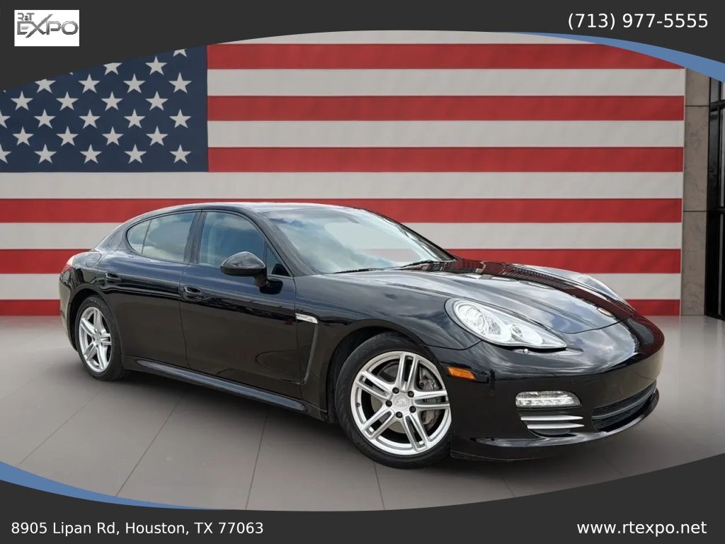 2011 PORSCHE Panamera