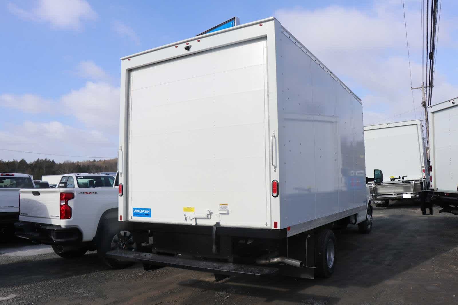 2025 CHEVROLET Express