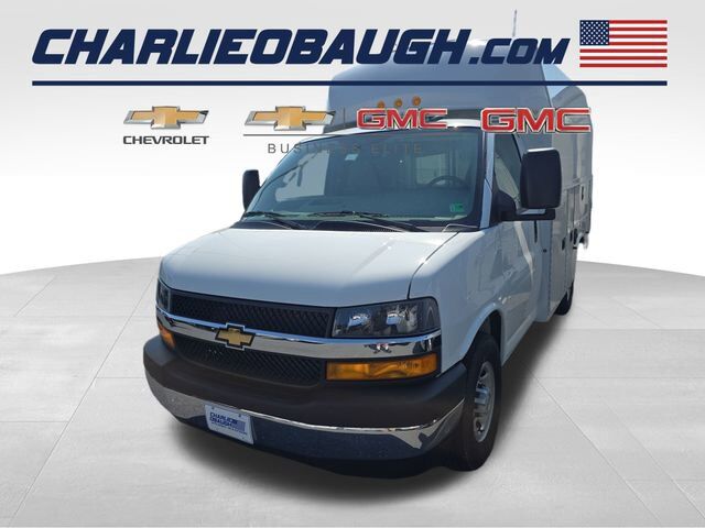 2025 CHEVROLET Express