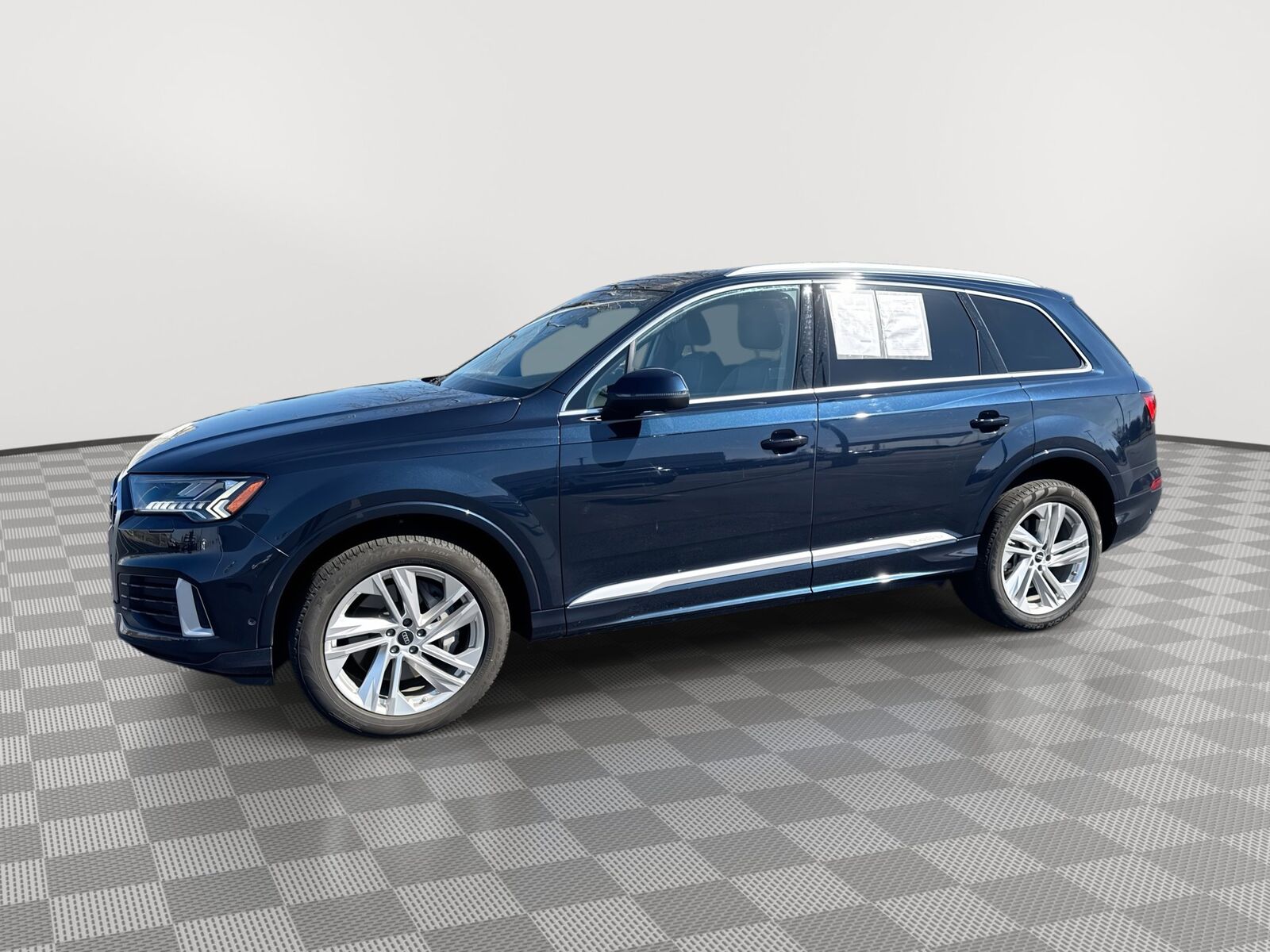 2023 AUDI Q7