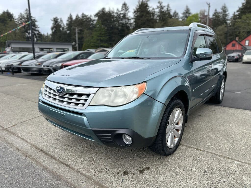 2013 SUBARU Forester