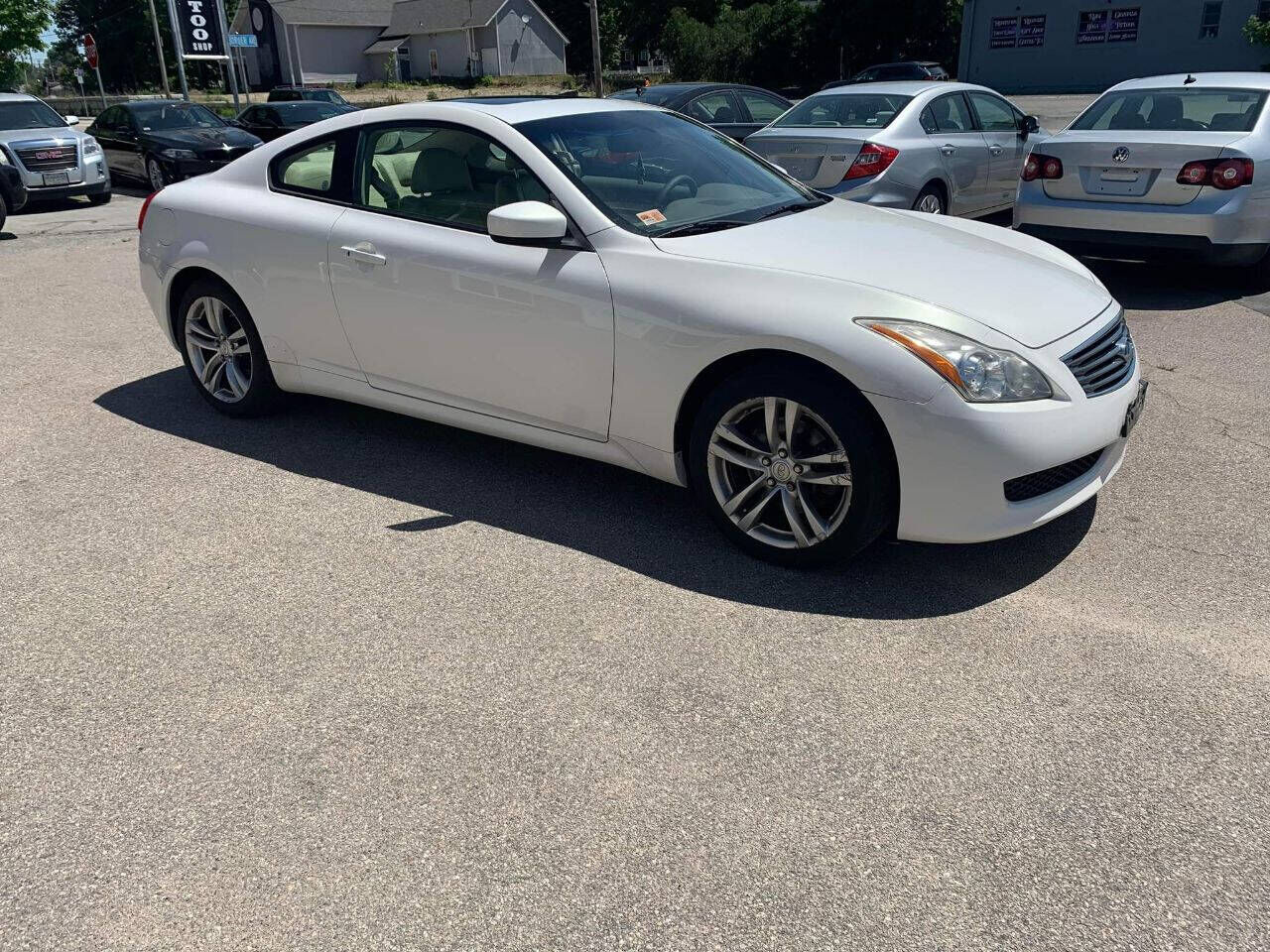 2009 INFINITI G37
