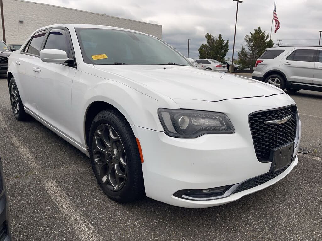 2016 CHRYSLER 300