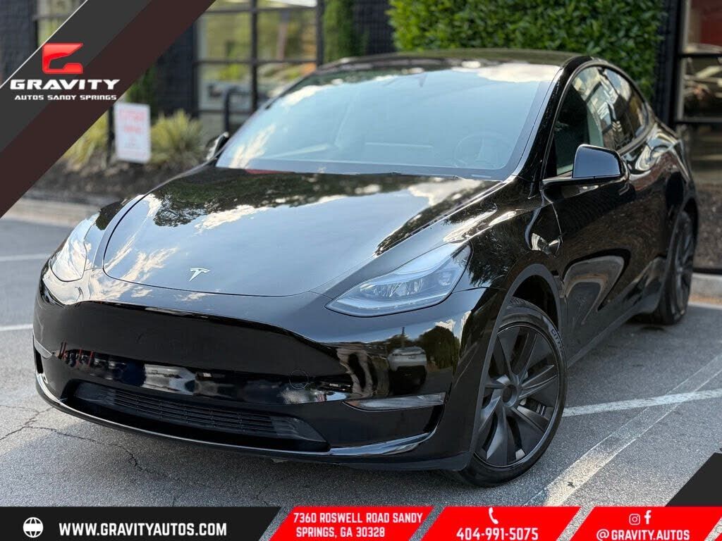 2025 TESLA Model Y