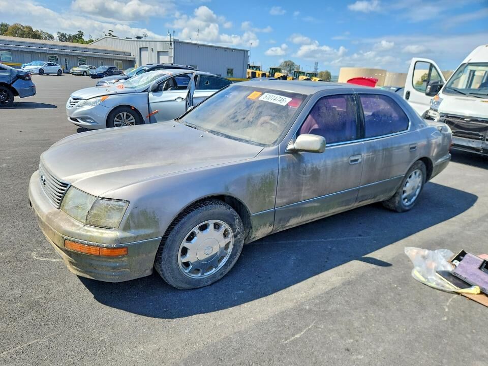 1995 LEXUS LS