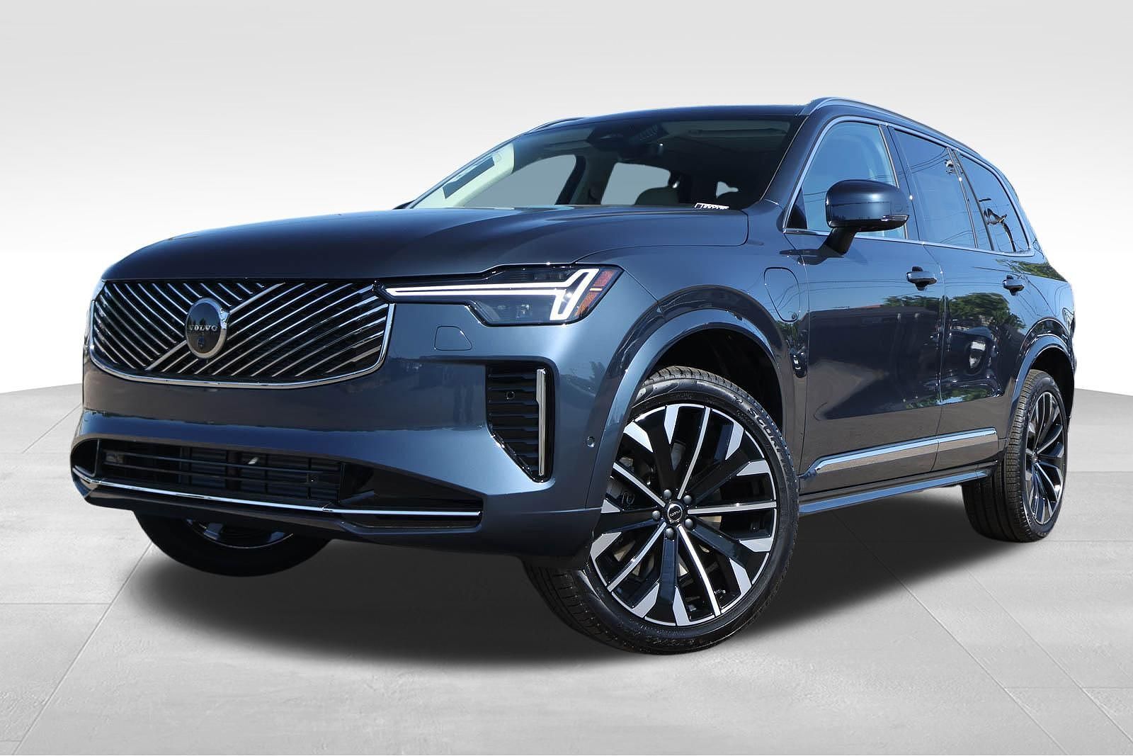 2026 VOLVO XC90