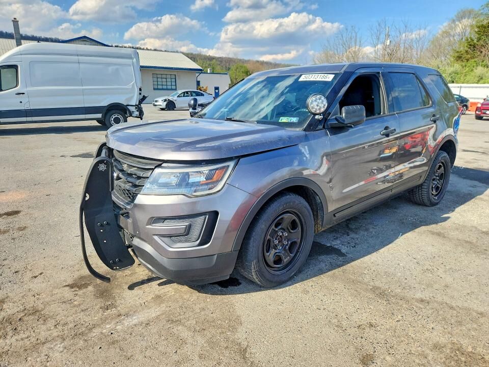 2017 FORD Explorer