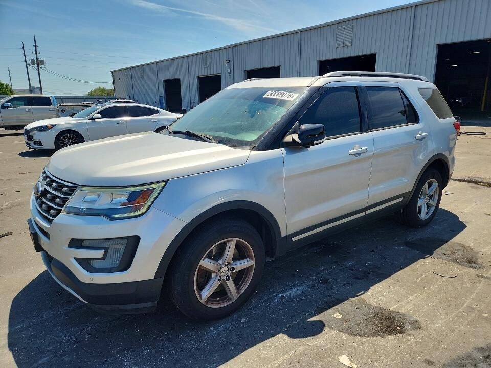 2017 FORD Explorer